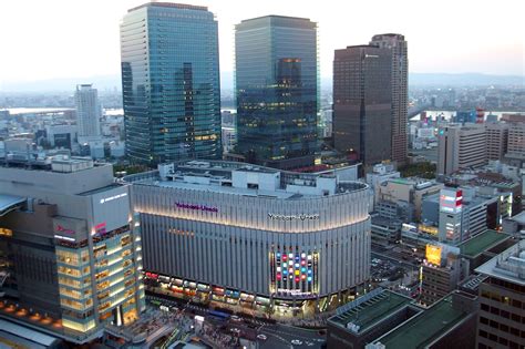 shopping malls in osaka.